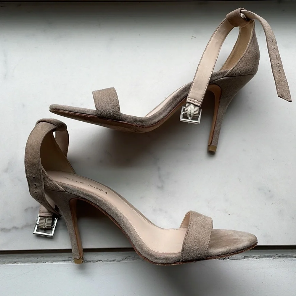 Pelle Moda Strappy Heel in Nude - Picture 1 of 4